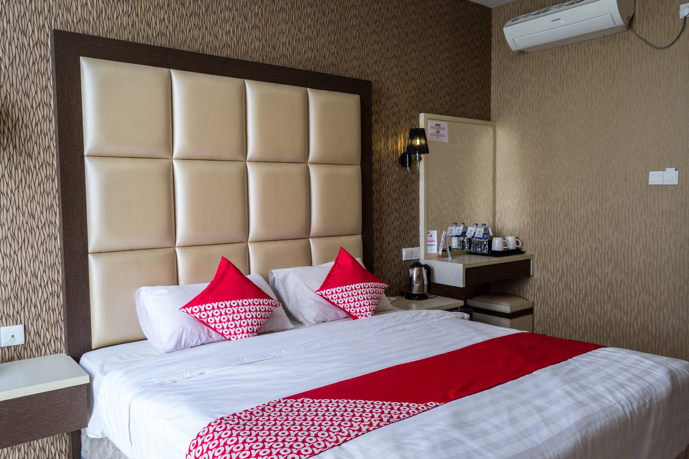 Oyo 676 Hotel Osaka Batam Exterior photo