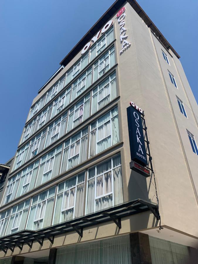 Oyo 676 Hotel Osaka Batam Exterior photo