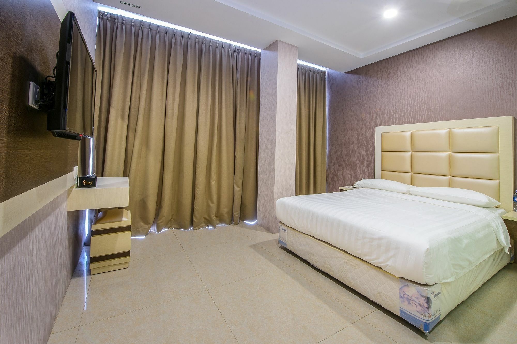 Oyo 676 Hotel Osaka Batam Exterior photo