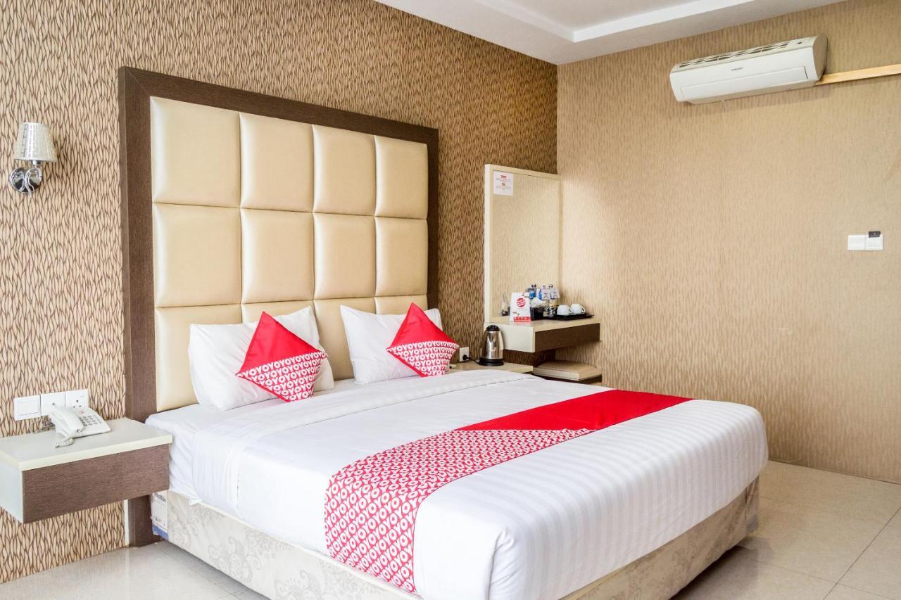 Oyo 676 Hotel Osaka Batam Exterior photo